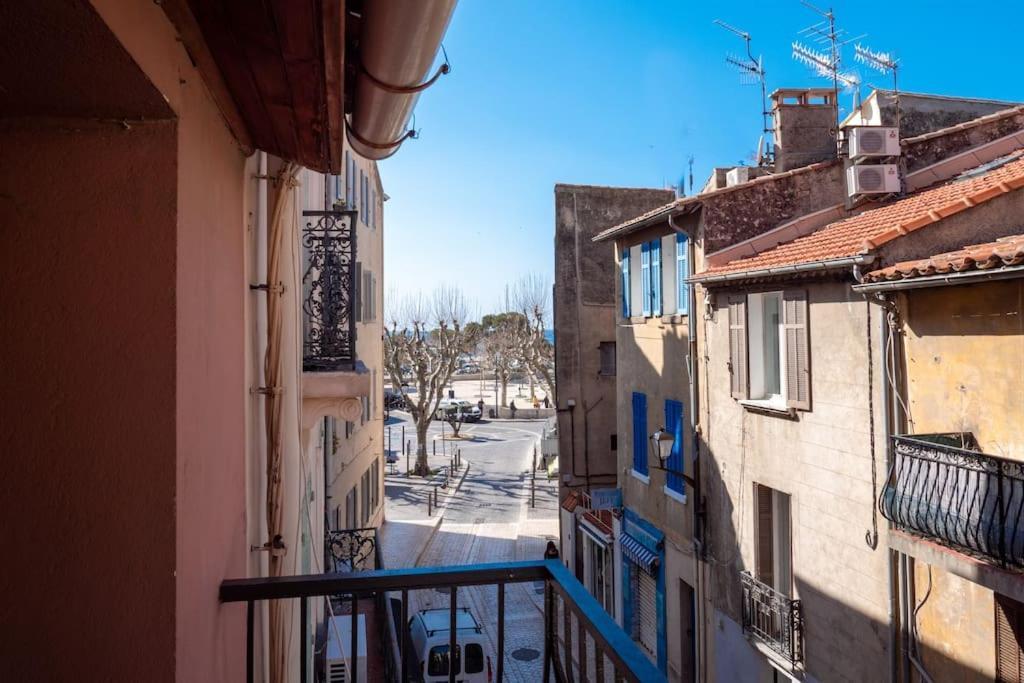 Un Balcon, Au Coeur Du Village กาซีส์ ภายนอก รูปภาพ
